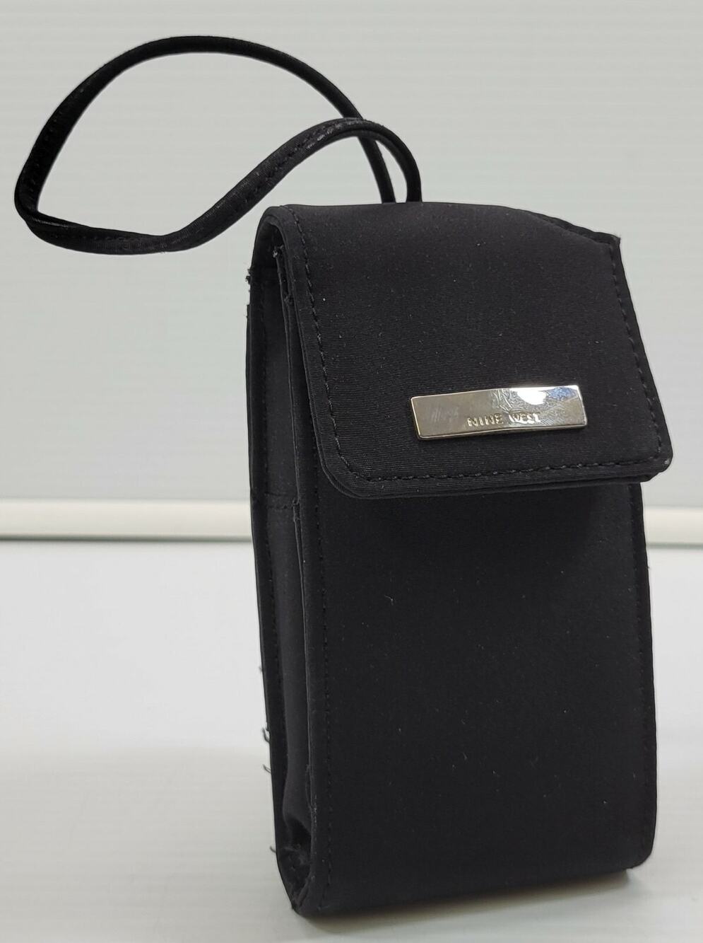 b7) NINE WEST Black Wristlet Wallet ID Holder Accessory Phone Case Travel Bag